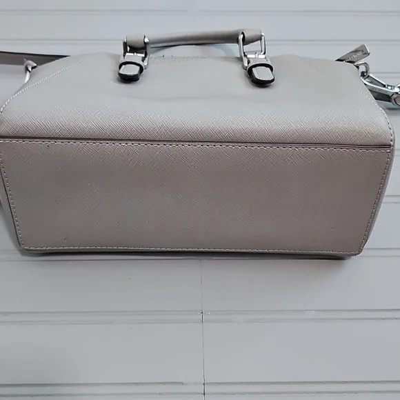 Michael Kors Gray Ciara Purse - Picture 13 of 17